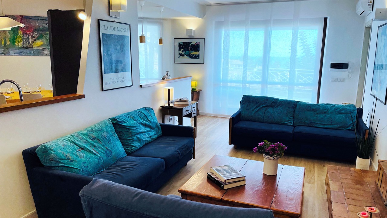 Photo of Livingroom in Torre Colonna-sperone