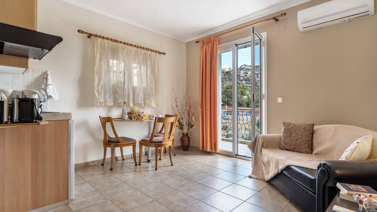 Photo of Livingroom in Valerianos