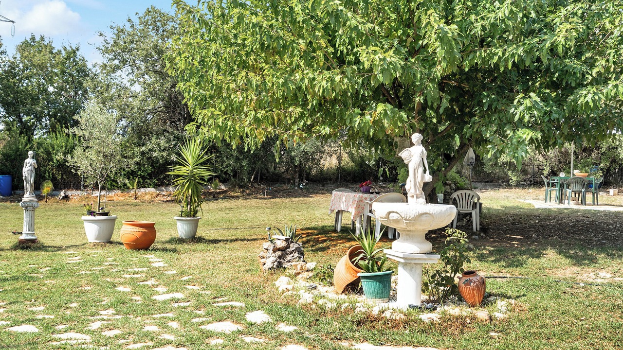 Photo of Outdoor in Valerianos