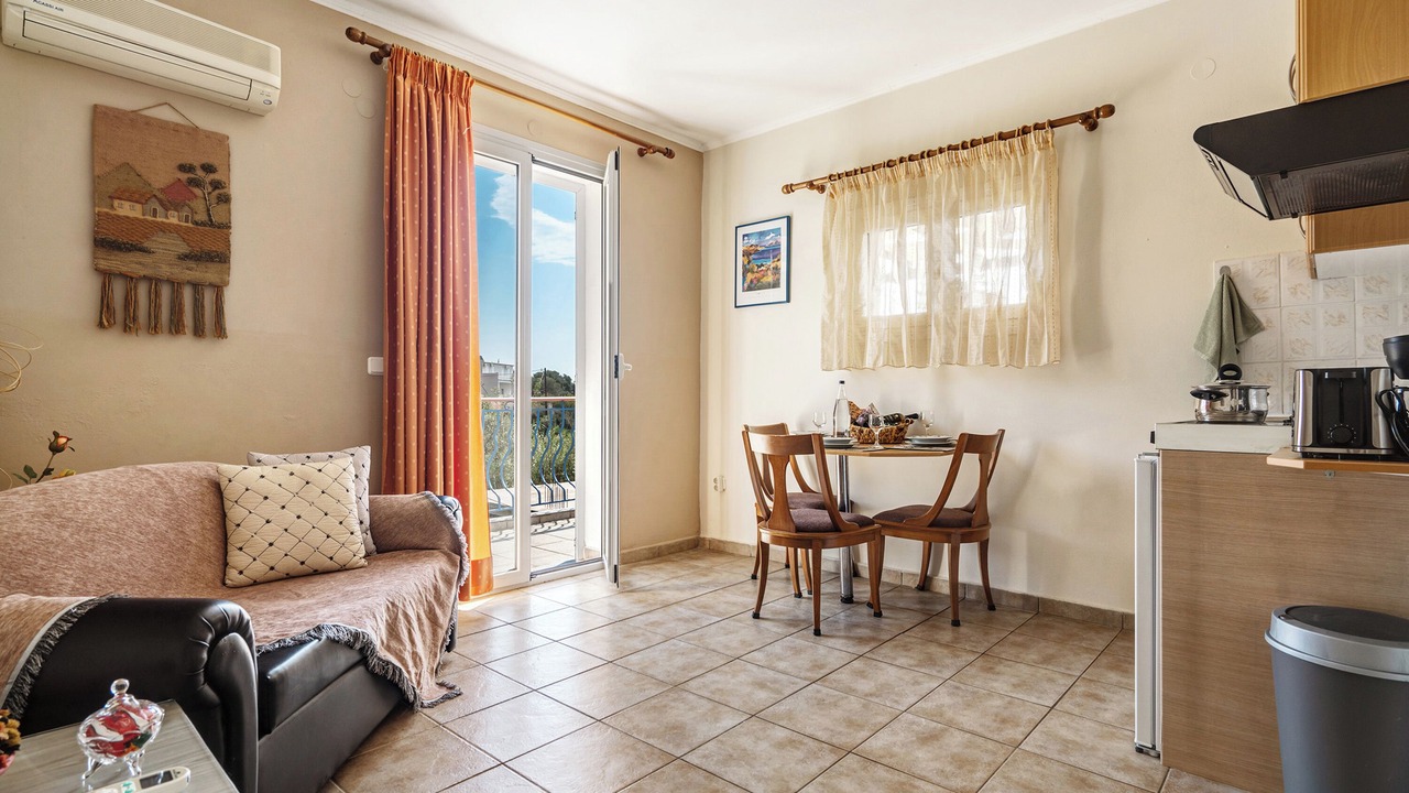 Photo of Livingroom in Valerianos