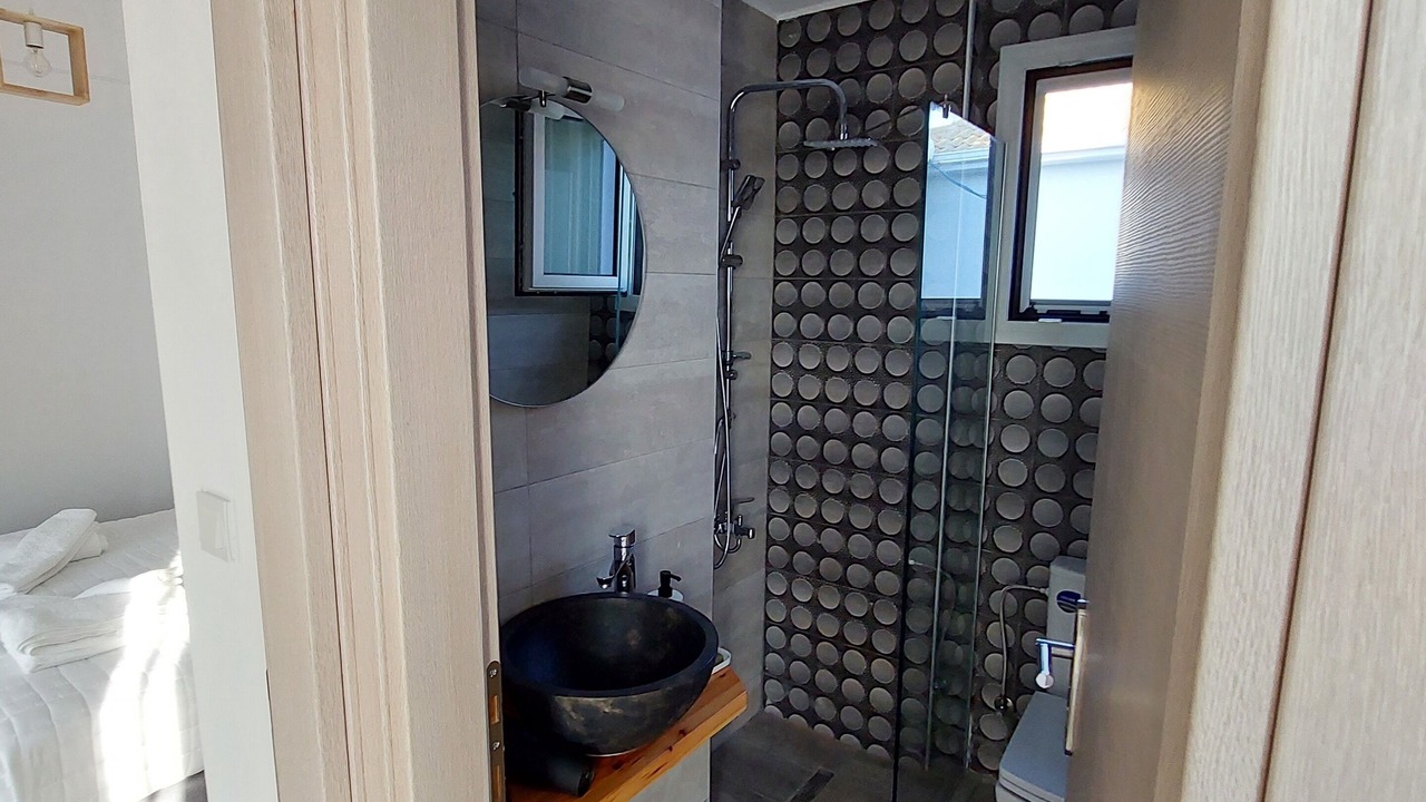 Photo of Bathroom in Kanali