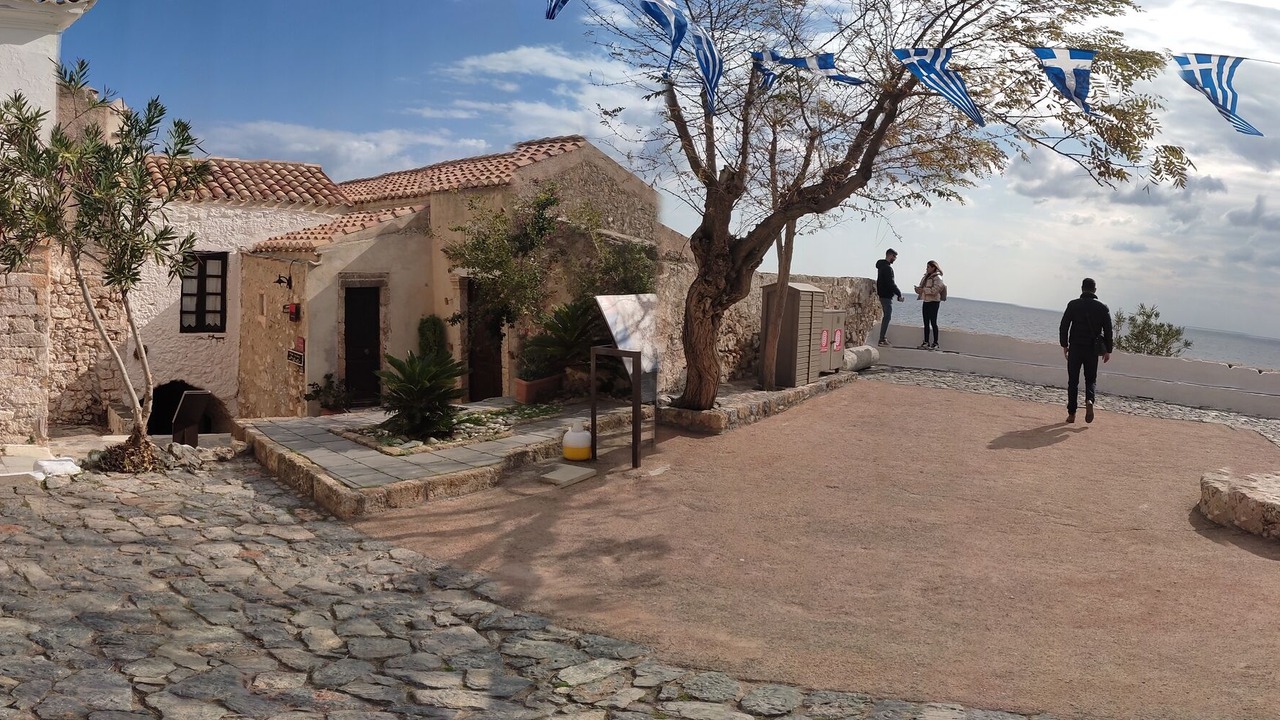 Photo of Others in Velies