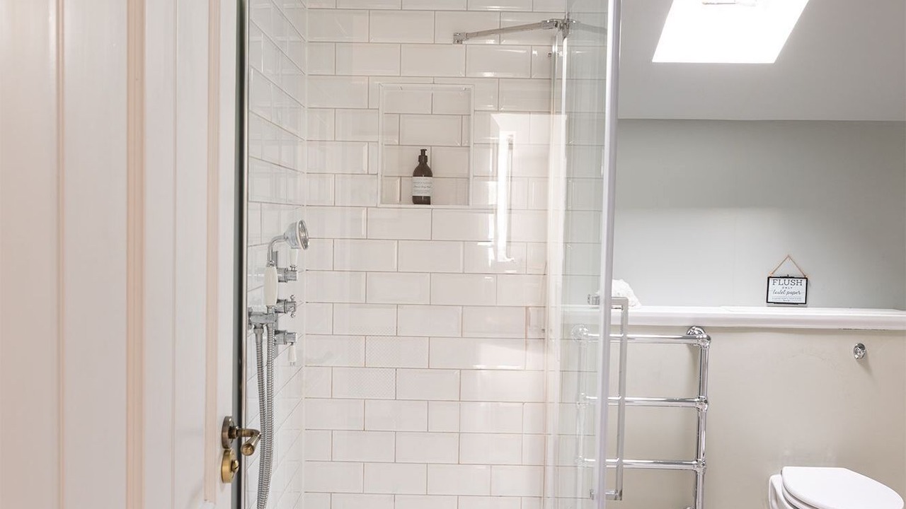 Photo of Bathroom in Penicuik