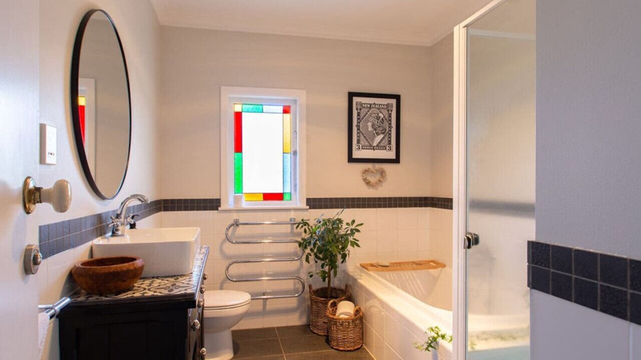 Photo of Bathroom in Lynmore