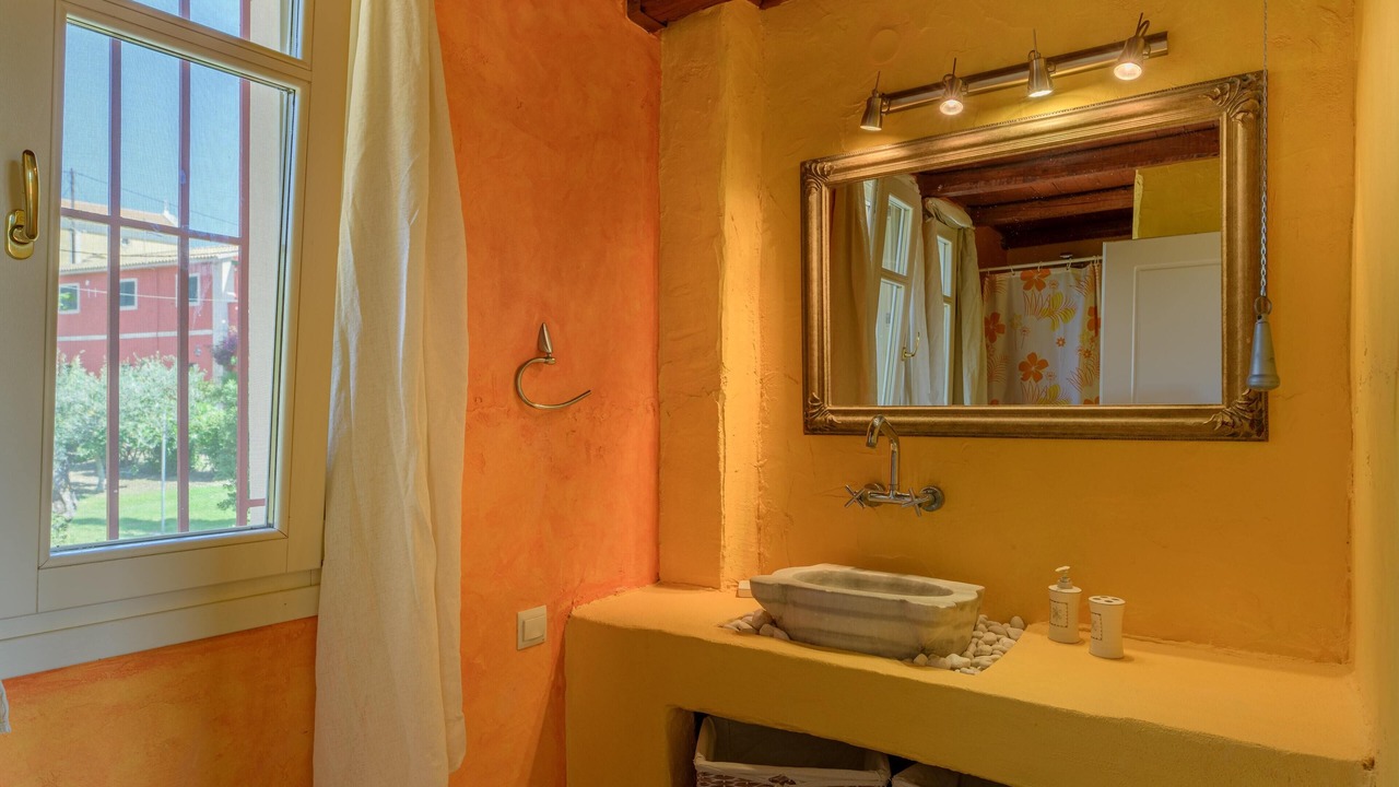 Photo of Bathroom in Sarlata