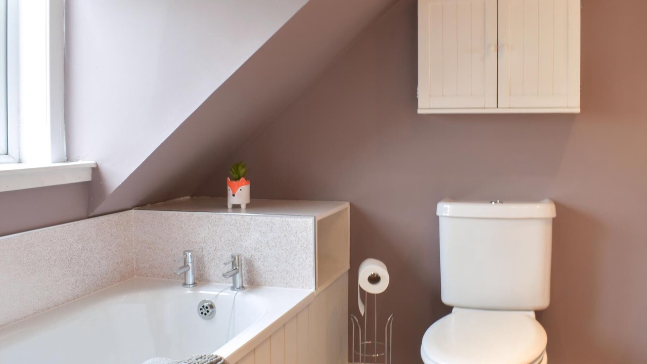 Photo of Bathroom in Duns