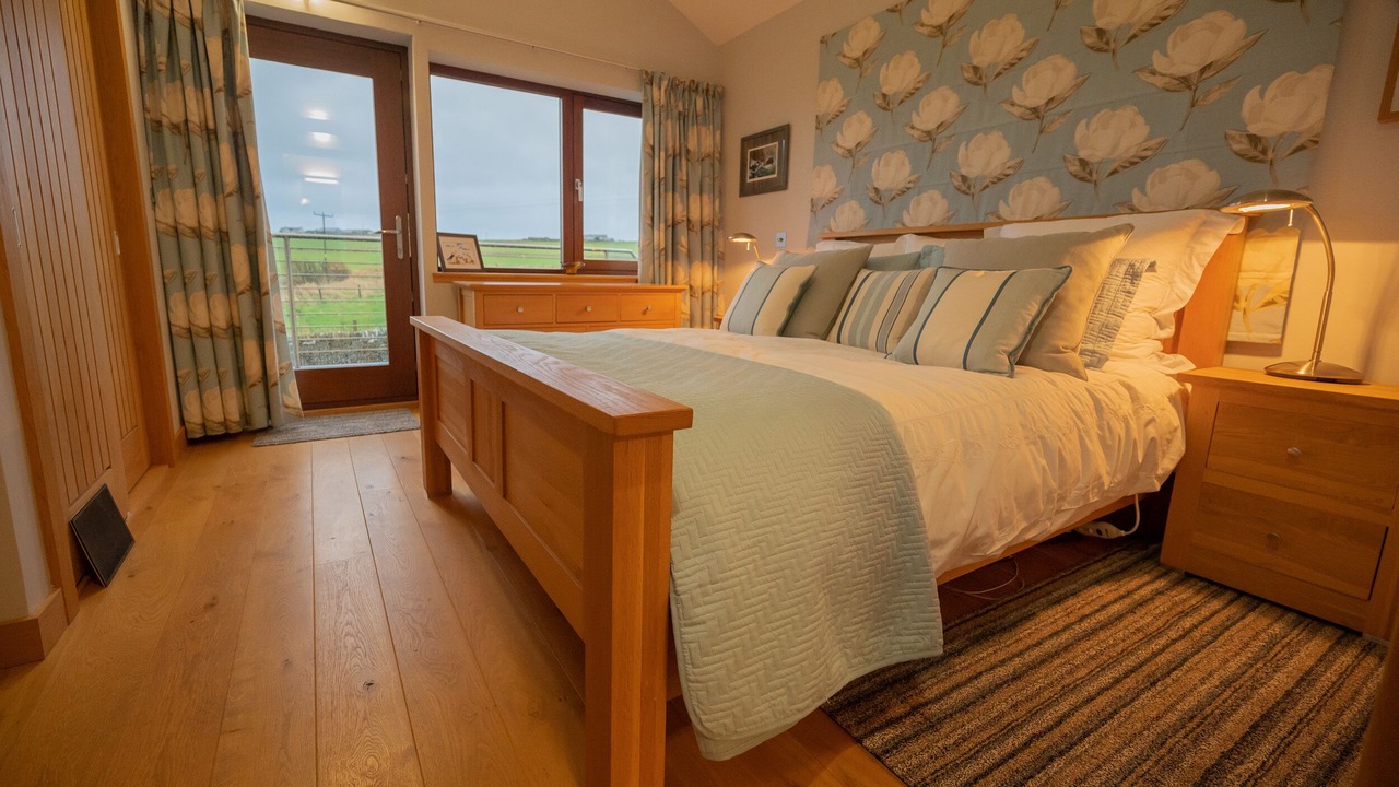 Photo of Bedroom in Hoy Island