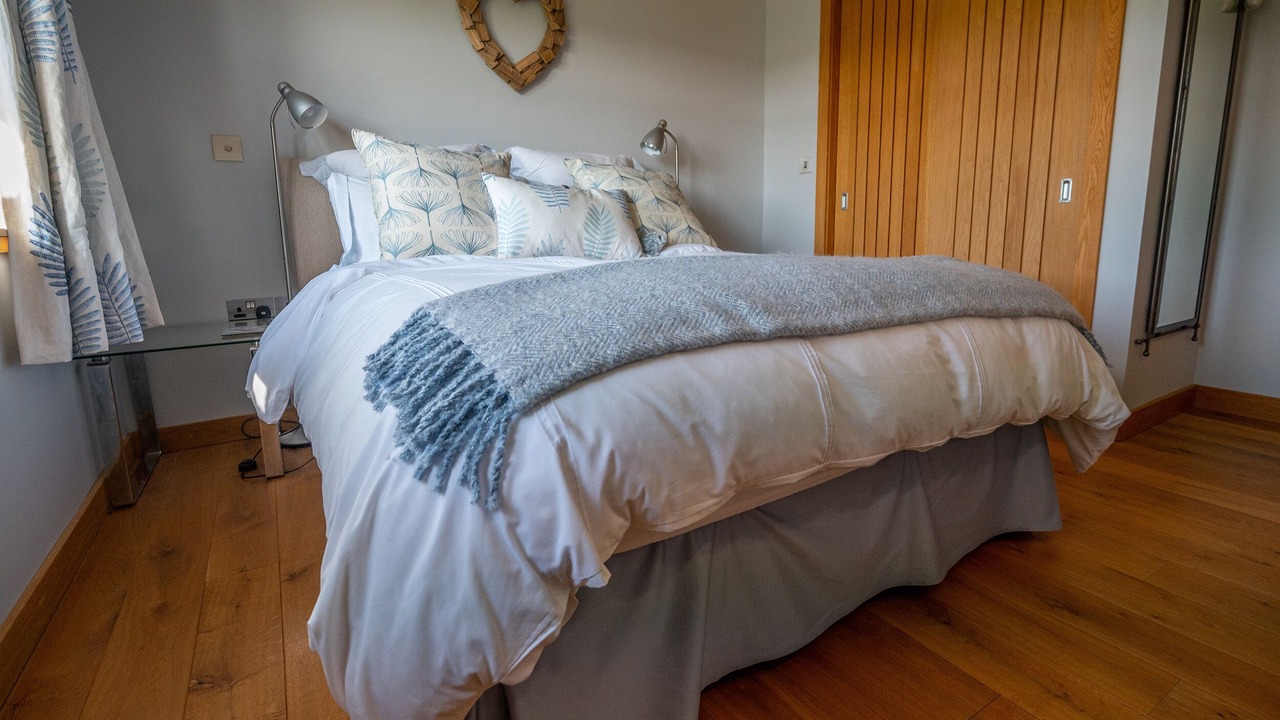 Photo of Bedroom in Hoy Island