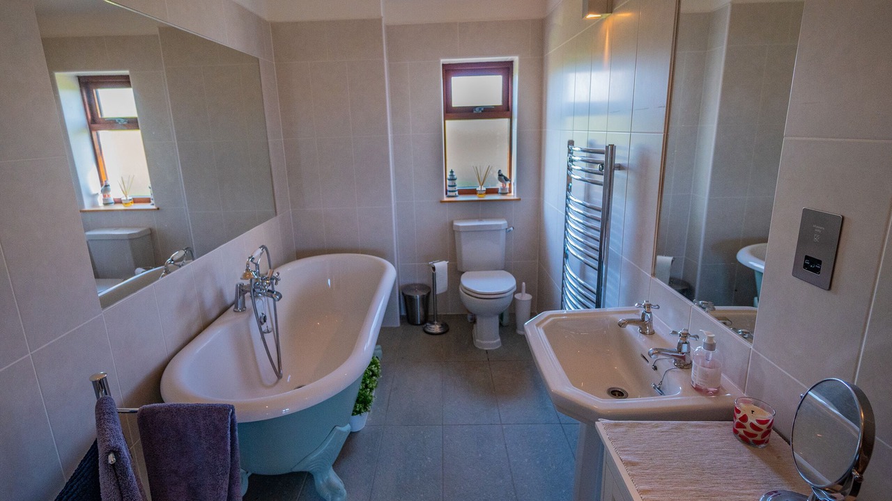 Photo of Bathroom in Hoy Island