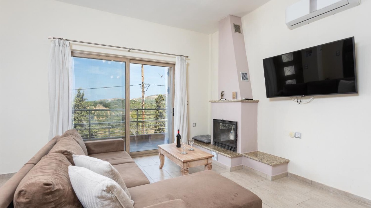 Photo of Livingroom in Roumeli