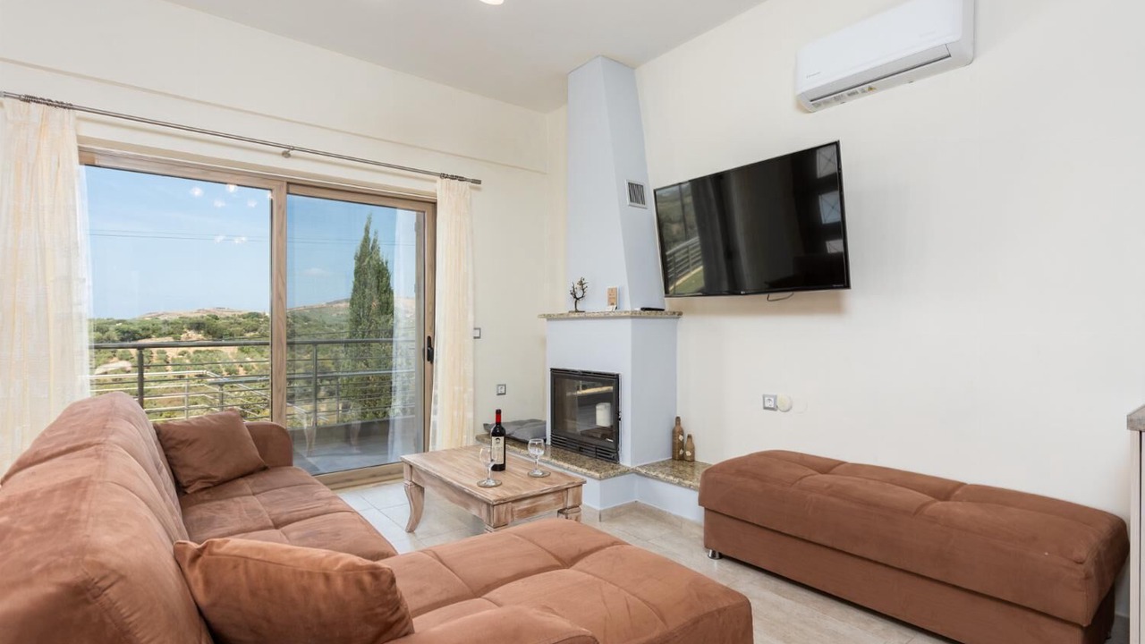 Photo of Livingroom in Roumeli