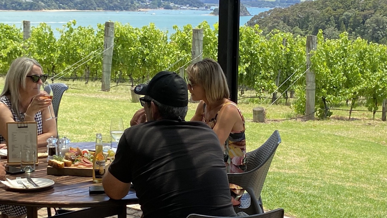 Photo of Others in Russell