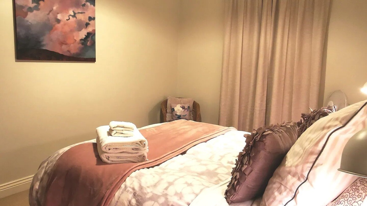 Photo of Bedroom in Launceston CBD