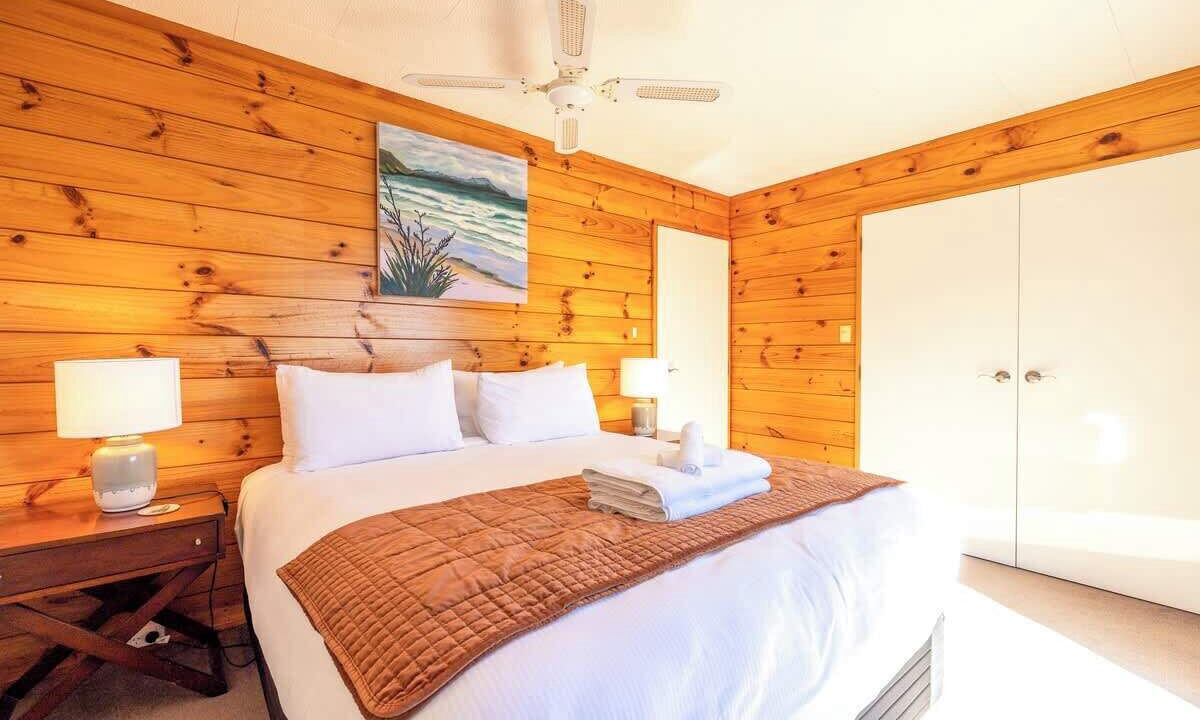 Photo of Bedroom in Surfdale