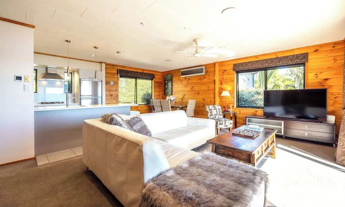 Photo of Livingroom in Surfdale