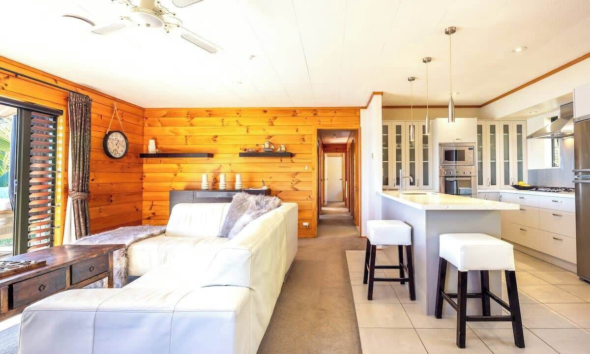 Photo of Livingroom in Surfdale