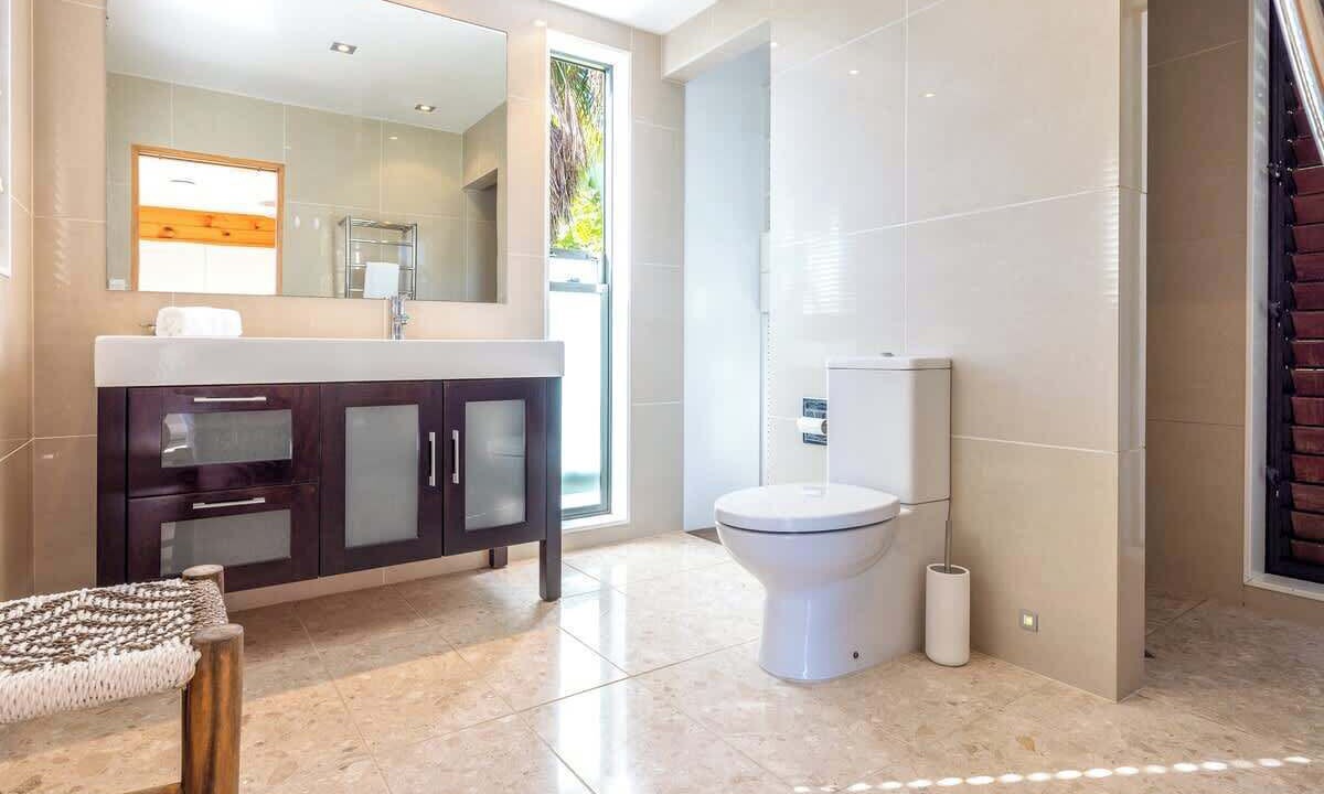 Photo of Bathroom in Surfdale