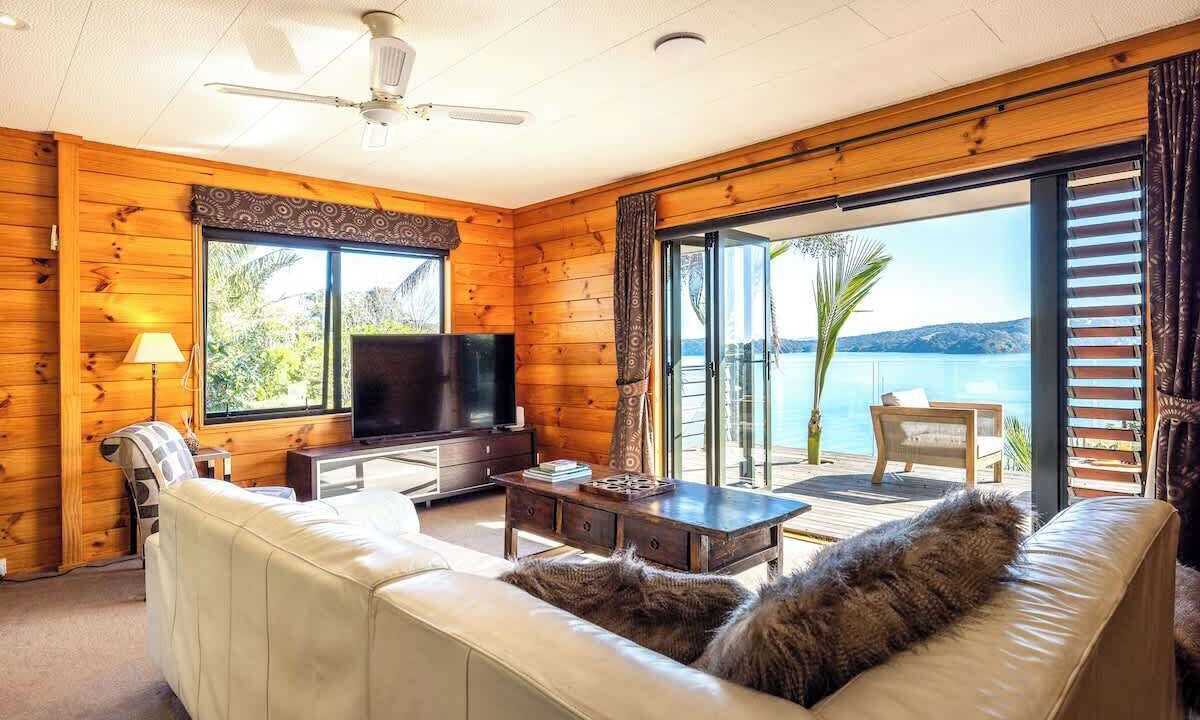 Photo of Livingroom in Surfdale