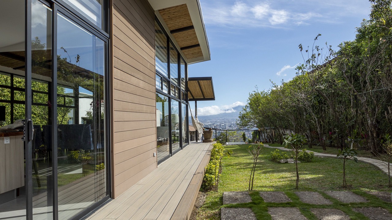Photo of Outdoor in Pavas