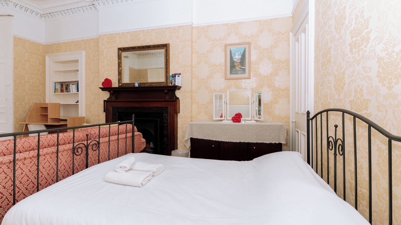 Photo of Bedroom in Marchmont