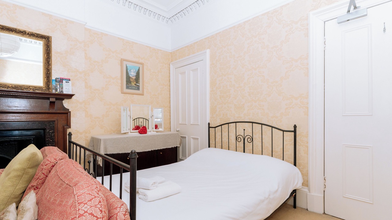Photo of Bedroom in Marchmont