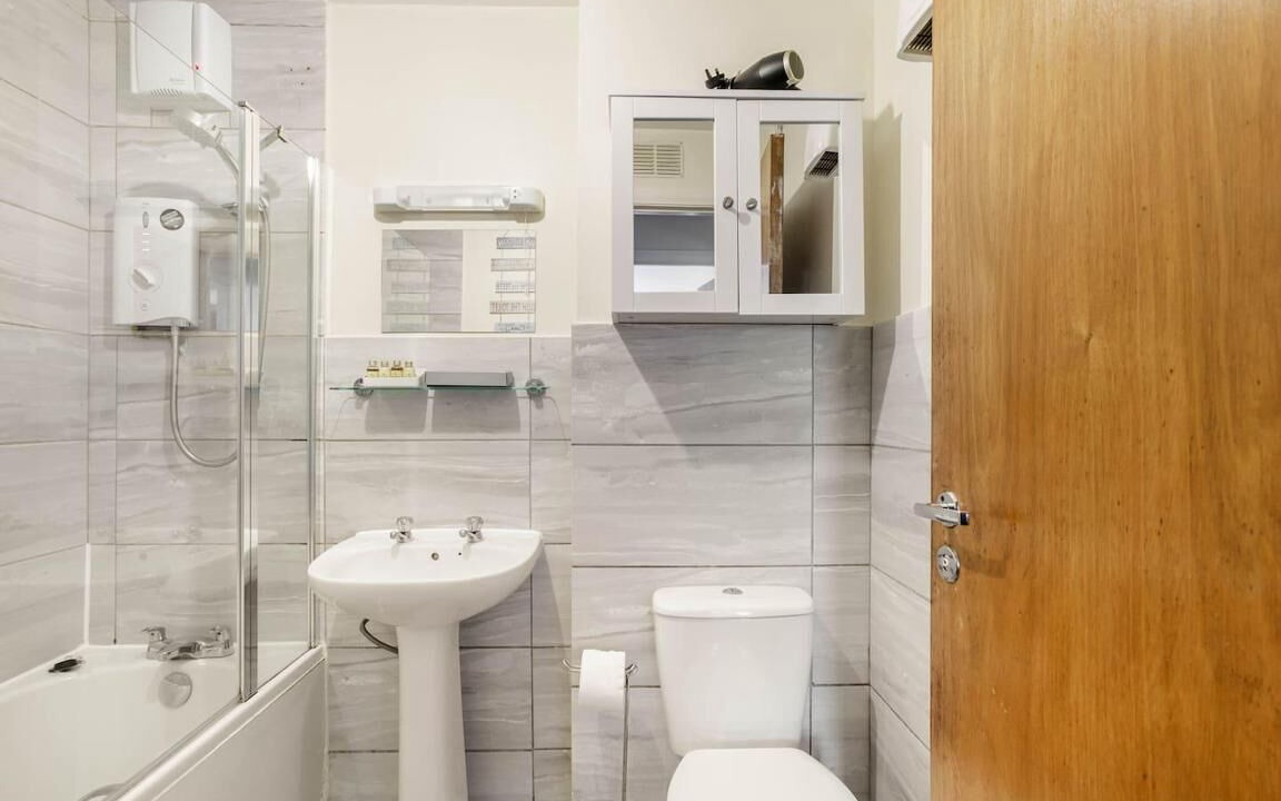 Photo of Bathroom in Central Aberdeen