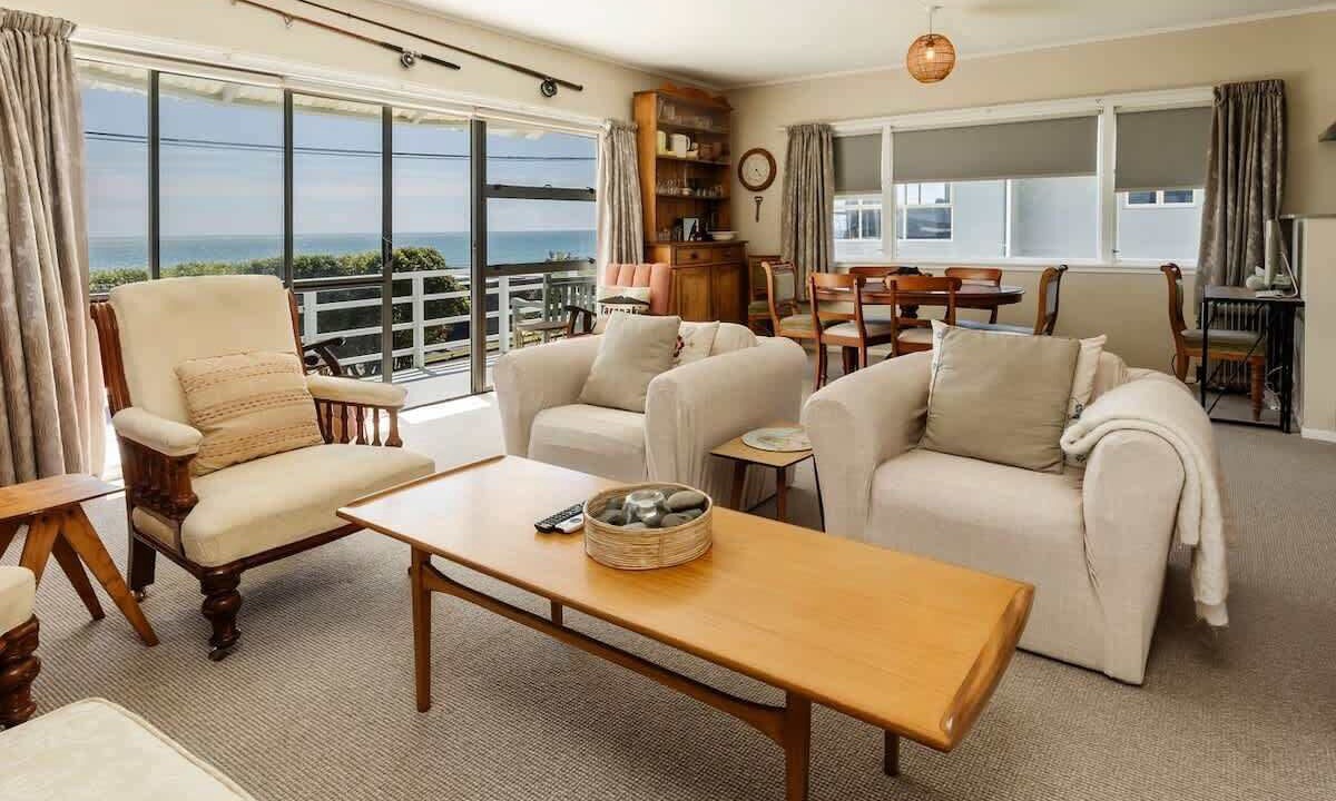 Photo of Livingroom in Oakura