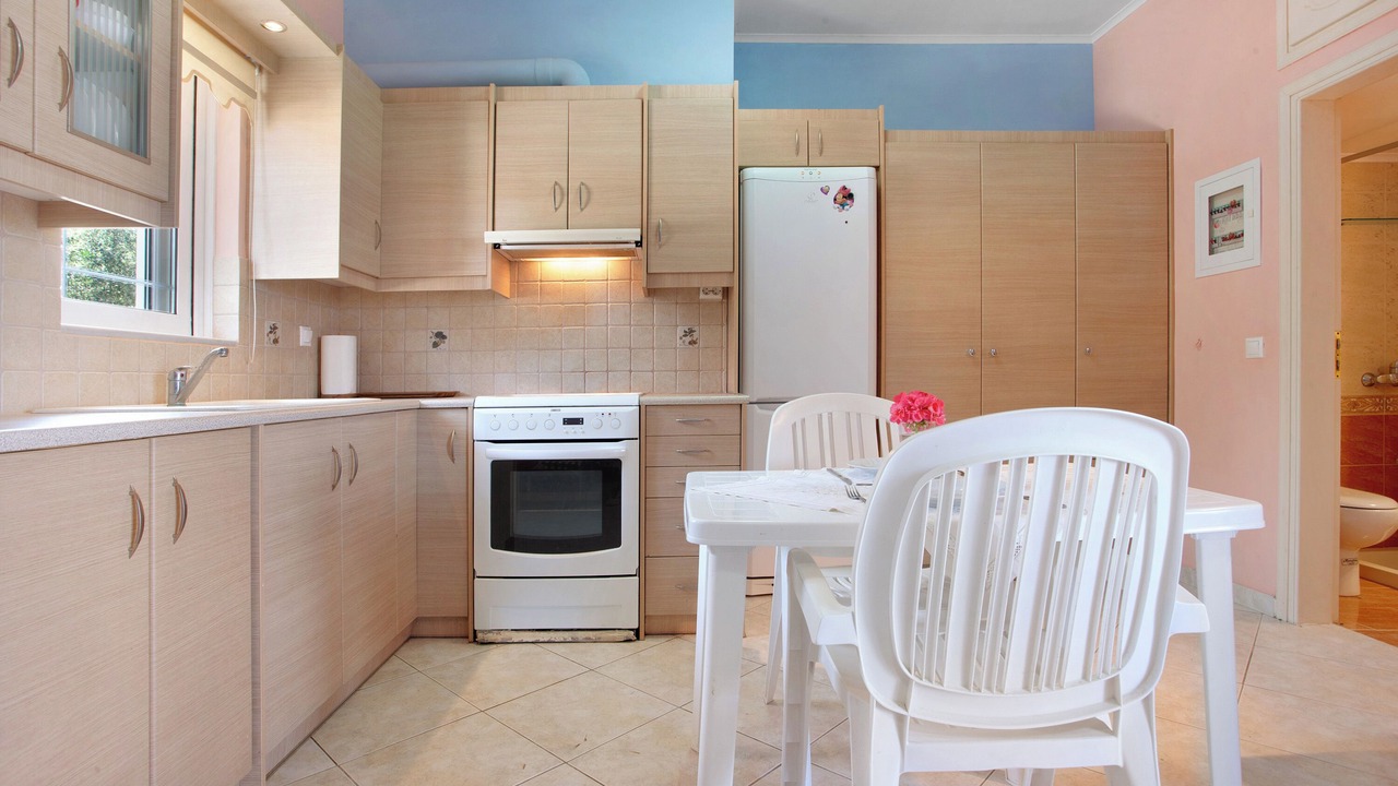 Photo of Kitchen in Psarou