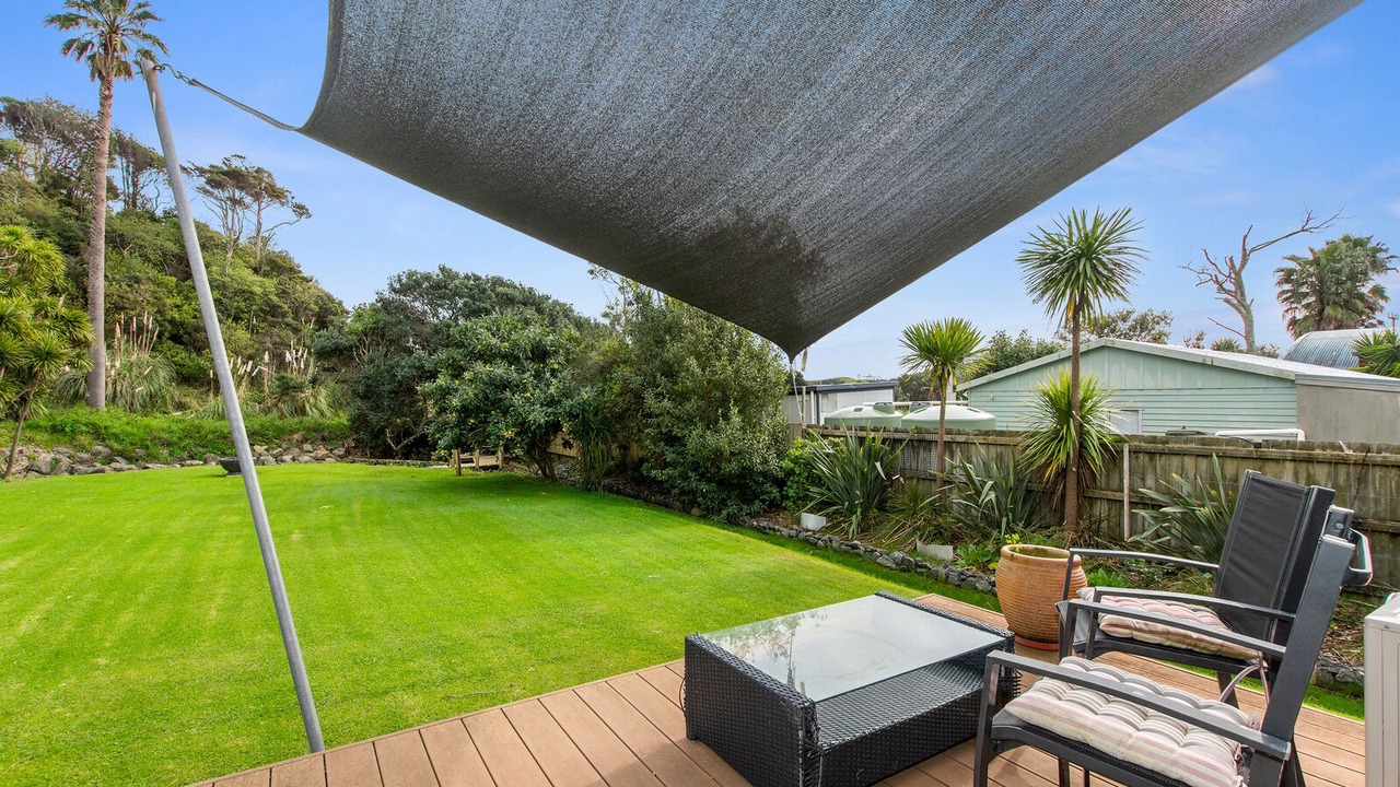 Photo of Patio Balcony in Matapouri