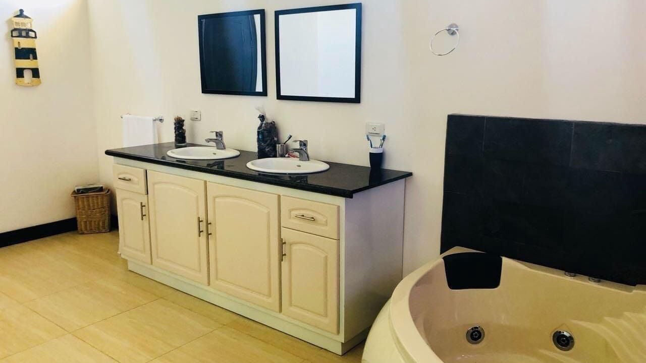 Photo of Bathroom in Tambor
