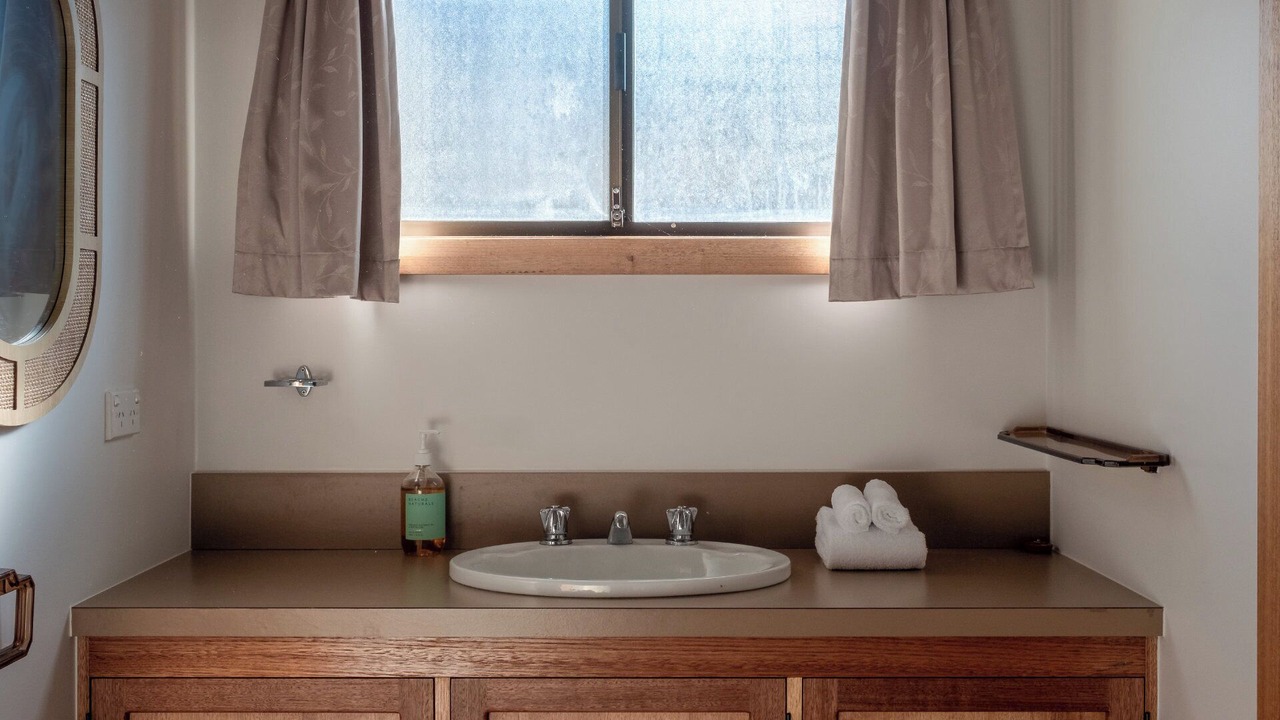 Photo of Bathroom in Coles Bay