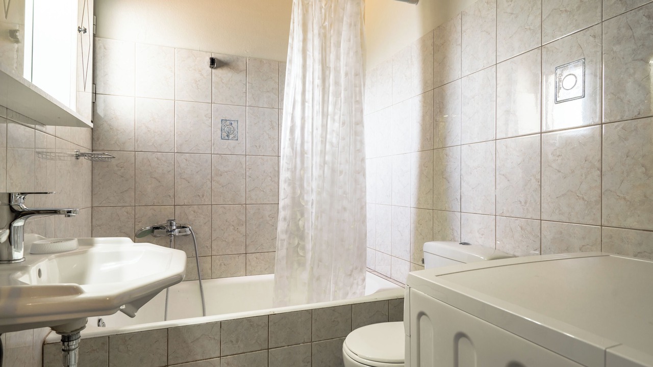 Photo of Bathroom in Lassi