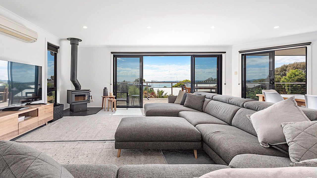Photo of Livingroom in Greens Beach
