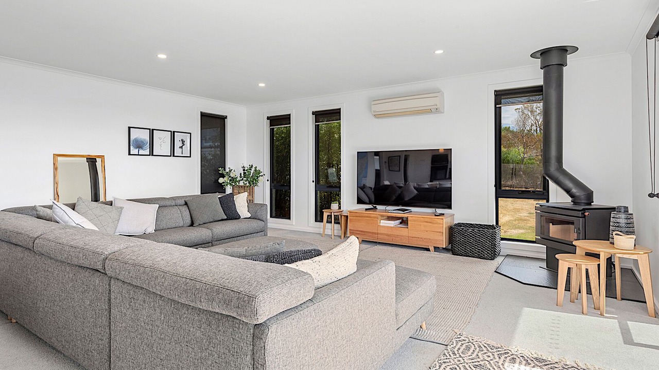 Photo of Livingroom in Greens Beach