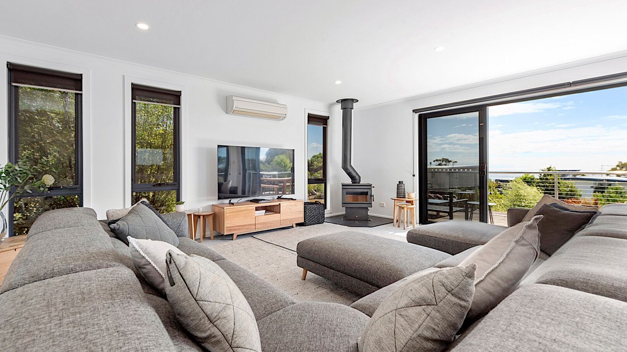 Photo of Livingroom in Greens Beach