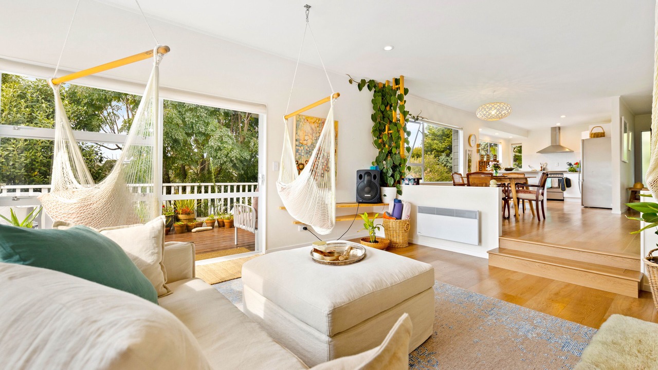 Photo of Livingroom in Stanmore Bay