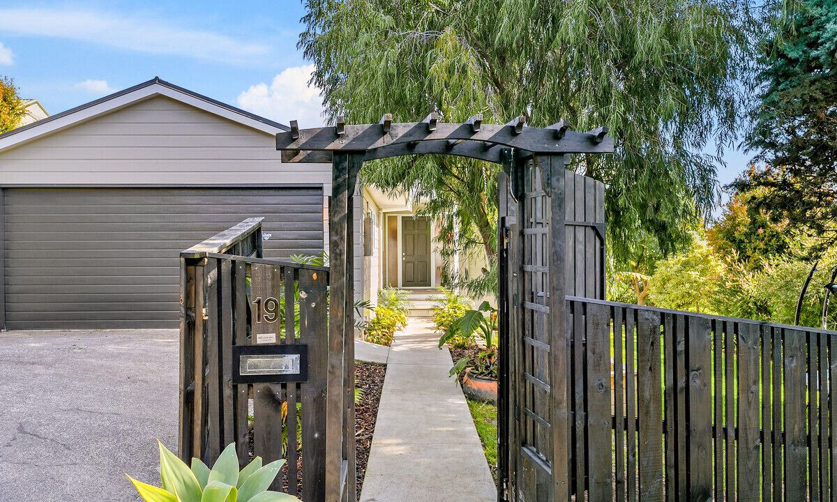 Photo of Outdoor in Stanmore Bay