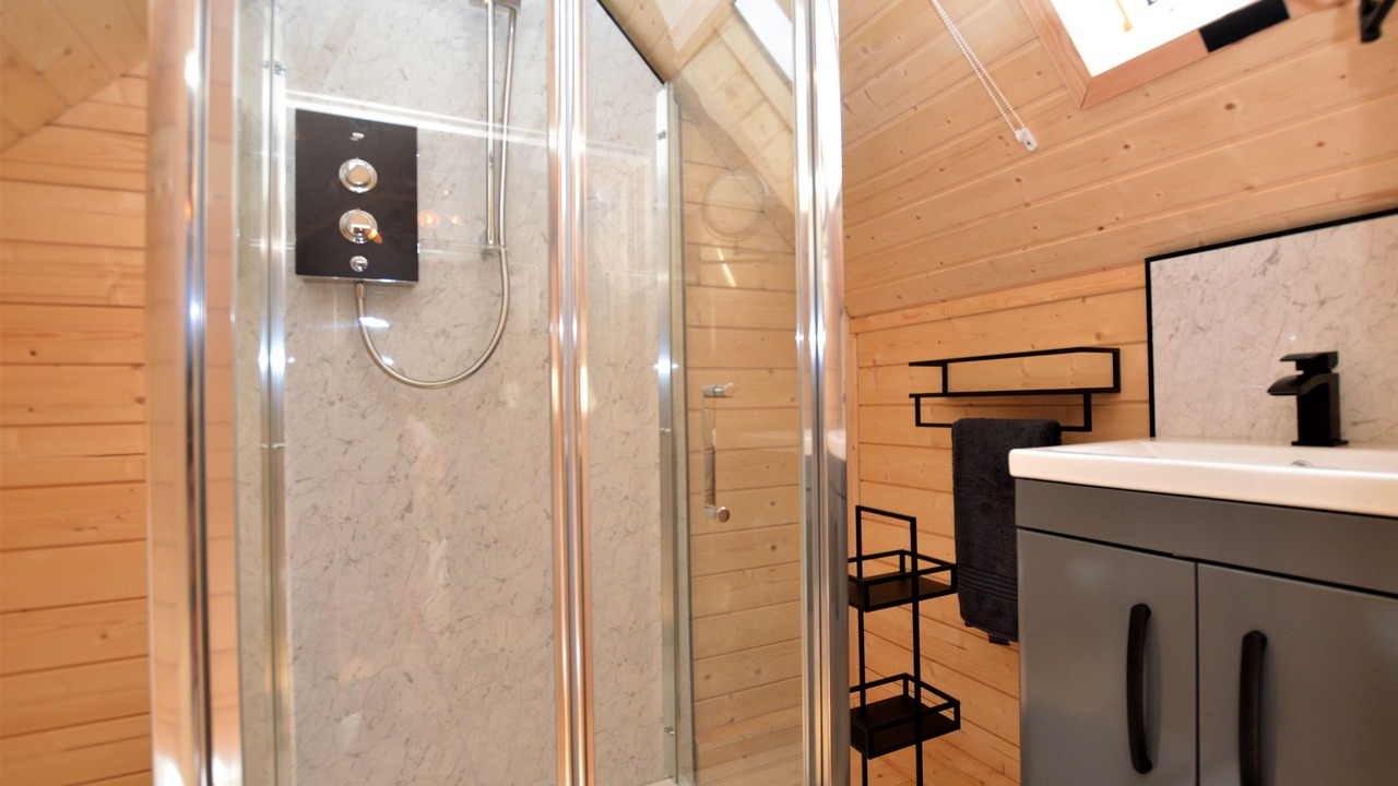 Photo of Bathroom in Cairndow