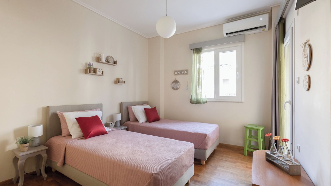Photo of Bedroom in Neos Kosmos