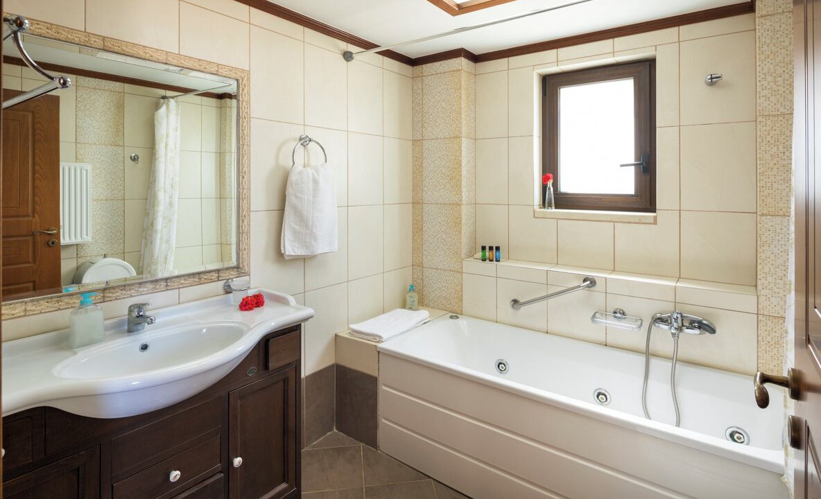 Photo of Bathroom in Kolymbari