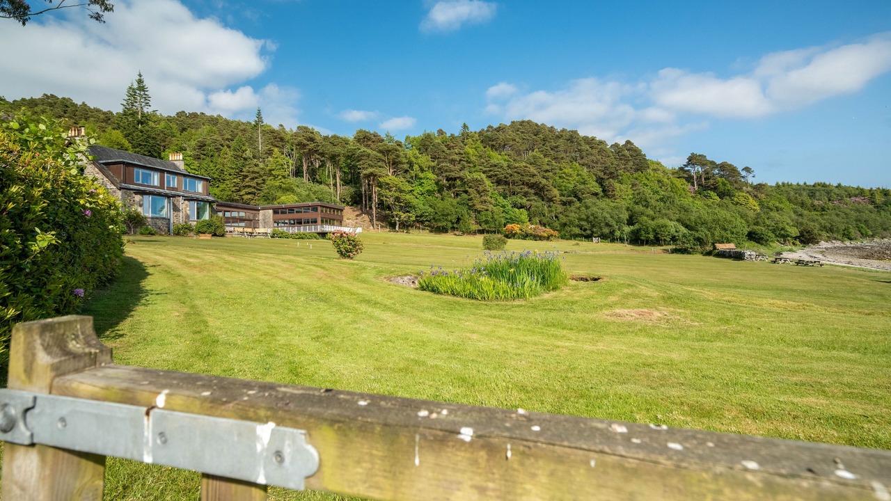 Photo of Others in Tighnabruaich