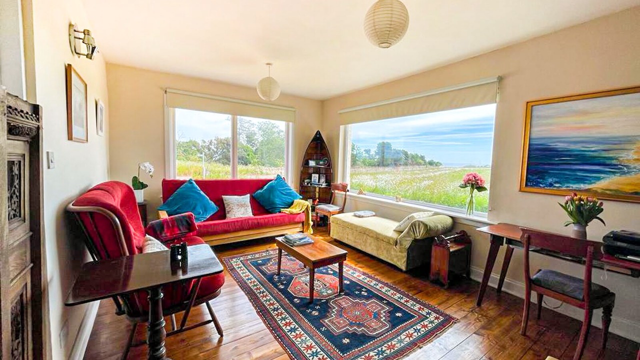 Photo of Livingroom in North Berwick