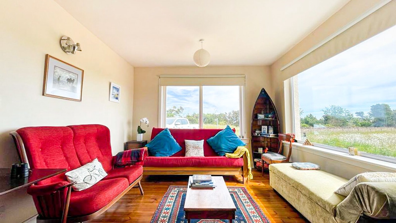 Photo of Livingroom in North Berwick
