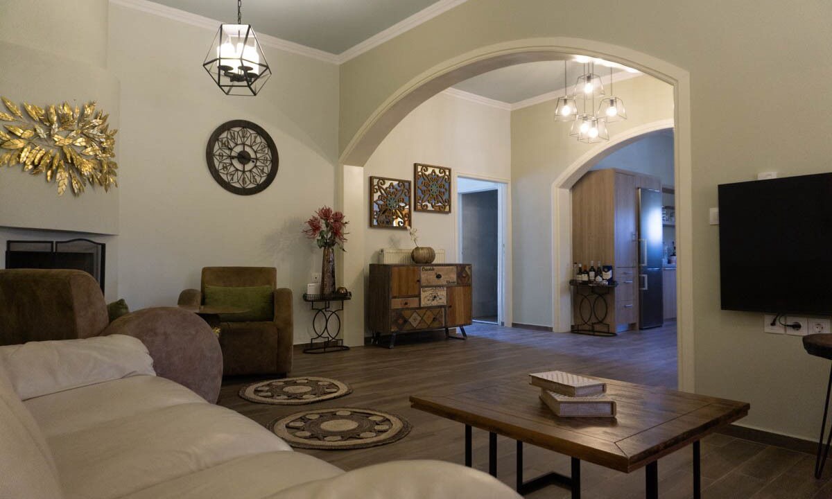 Photo of Livingroom in Pikris