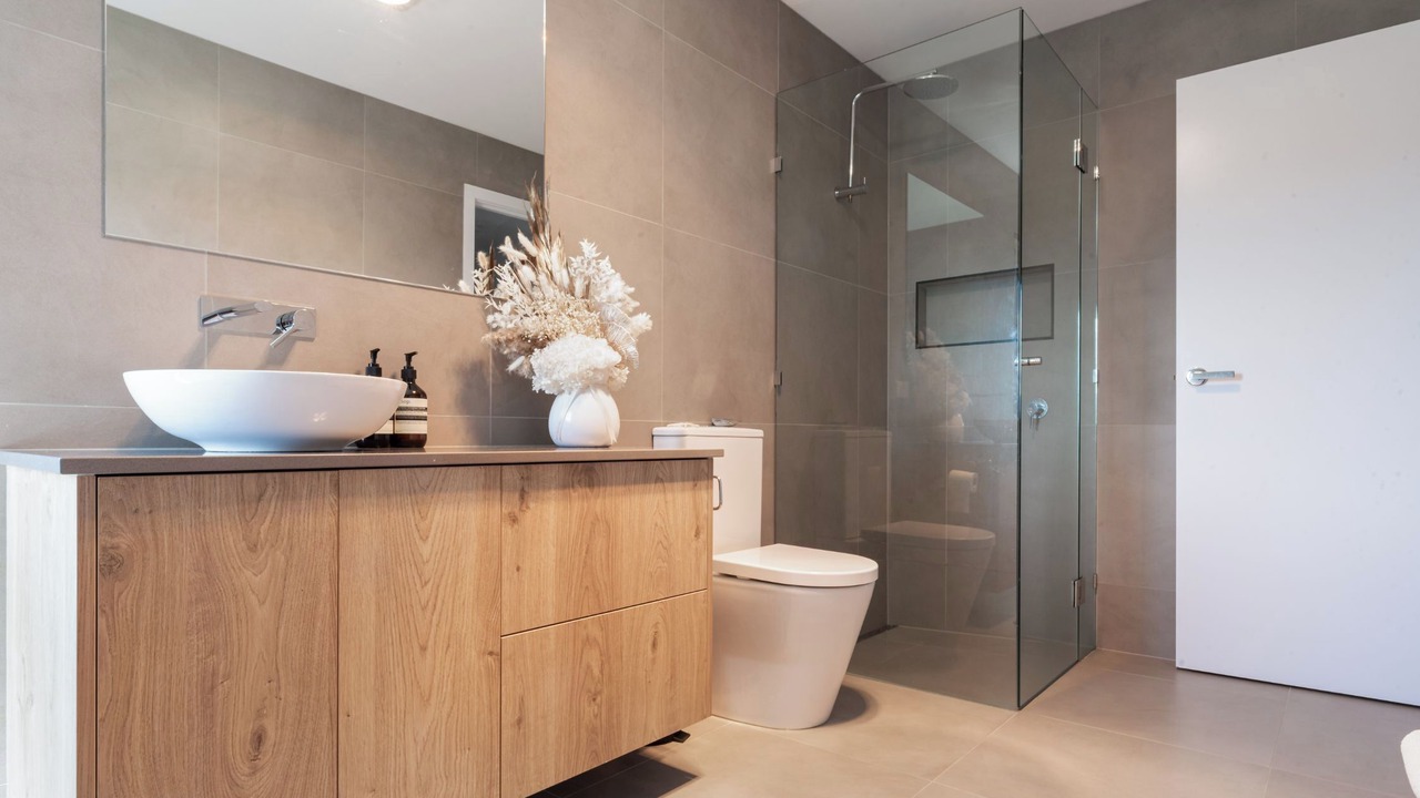 Photo of Bathroom in Newstead