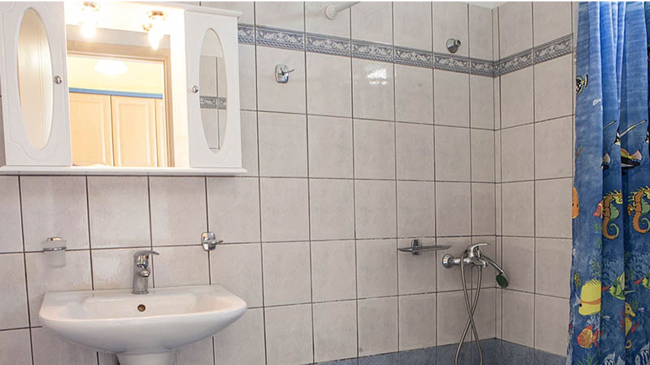 Photo of Bathroom in Lourdata