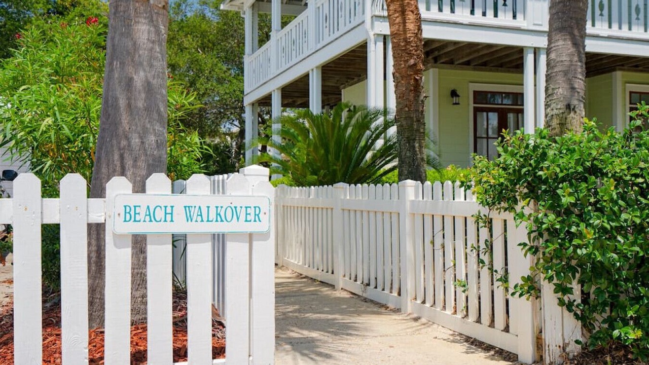 Photo of Outdoor in Crystal Shores