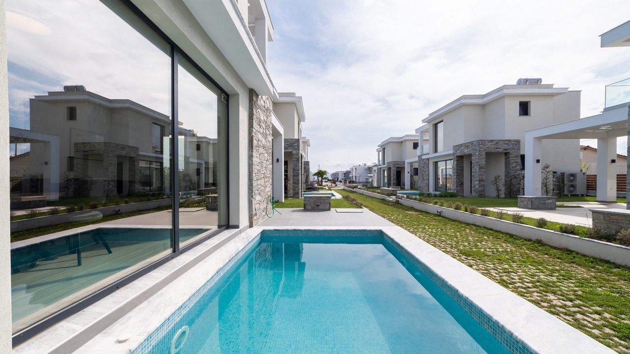 Photo of Outdoor in Paralia Ofryniou