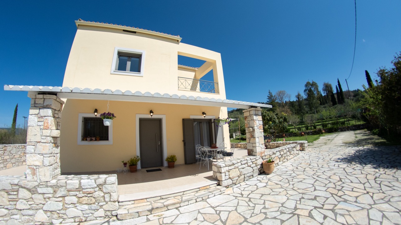 Photo of Patio Balcony in Giannades