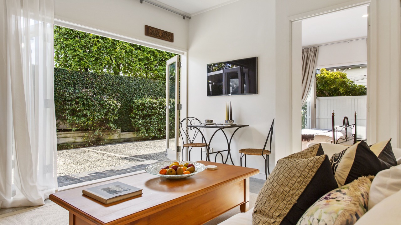 Photo of Livingroom in Westmere